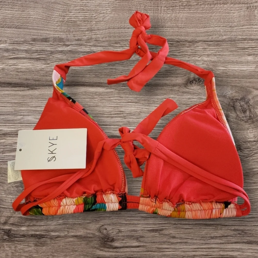 SKYE Break of Day Celeste Triangle Bikini Top in Ruby Tropical Size Large